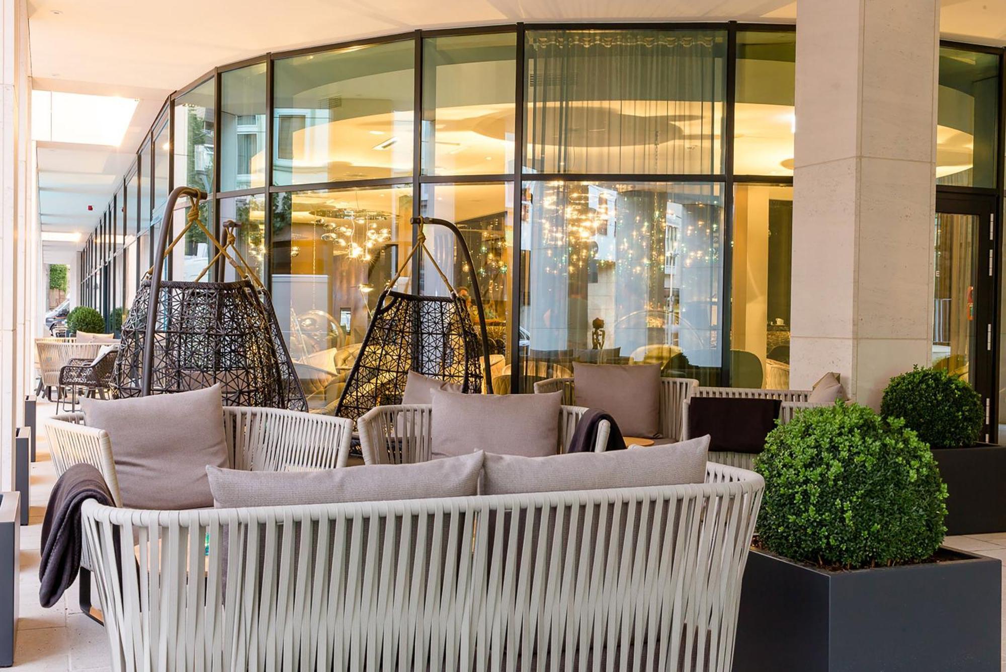 Motel One Stuttgart-Bad Cannstatt Экстерьер фото
