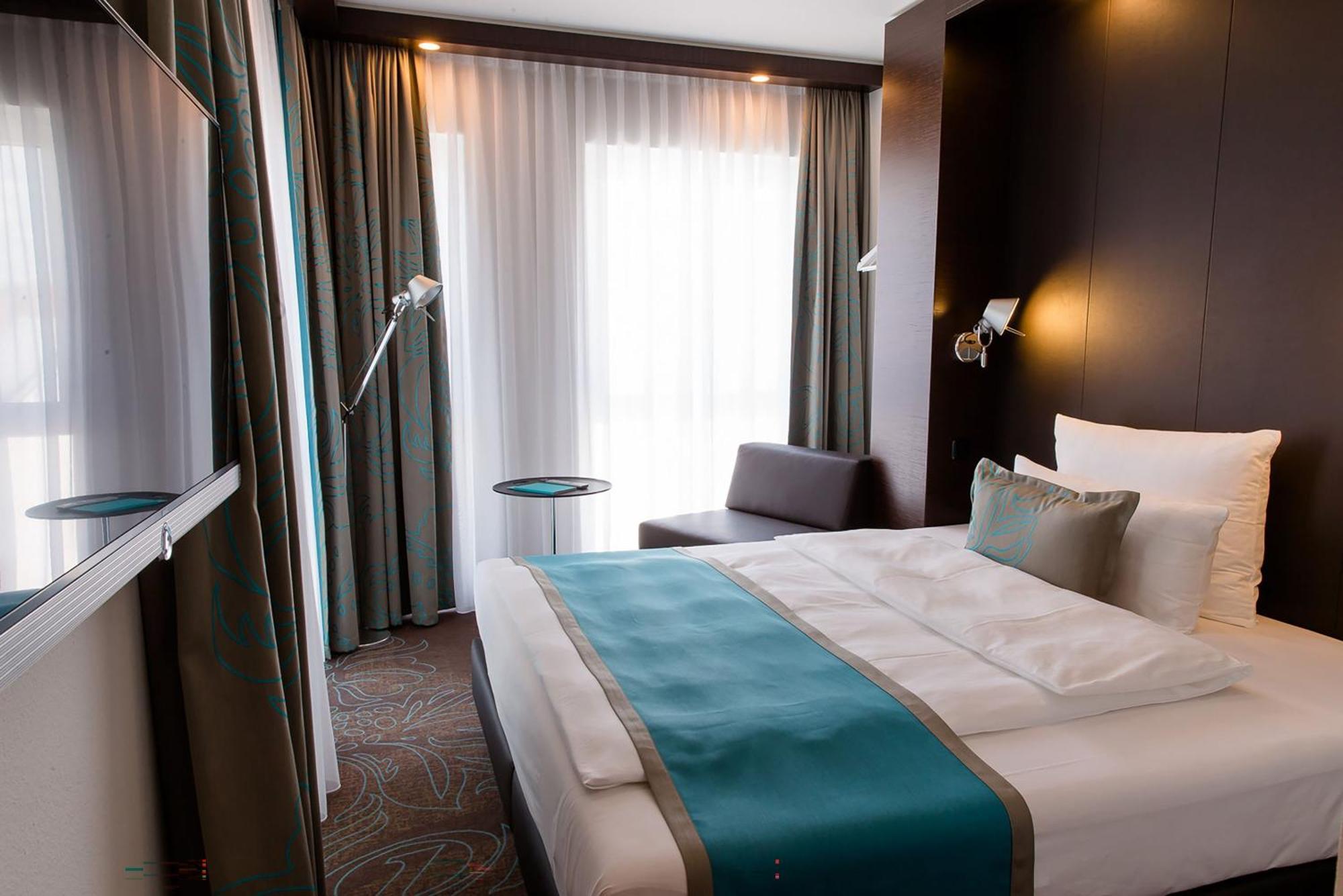 Motel One Stuttgart-Bad Cannstatt Экстерьер фото