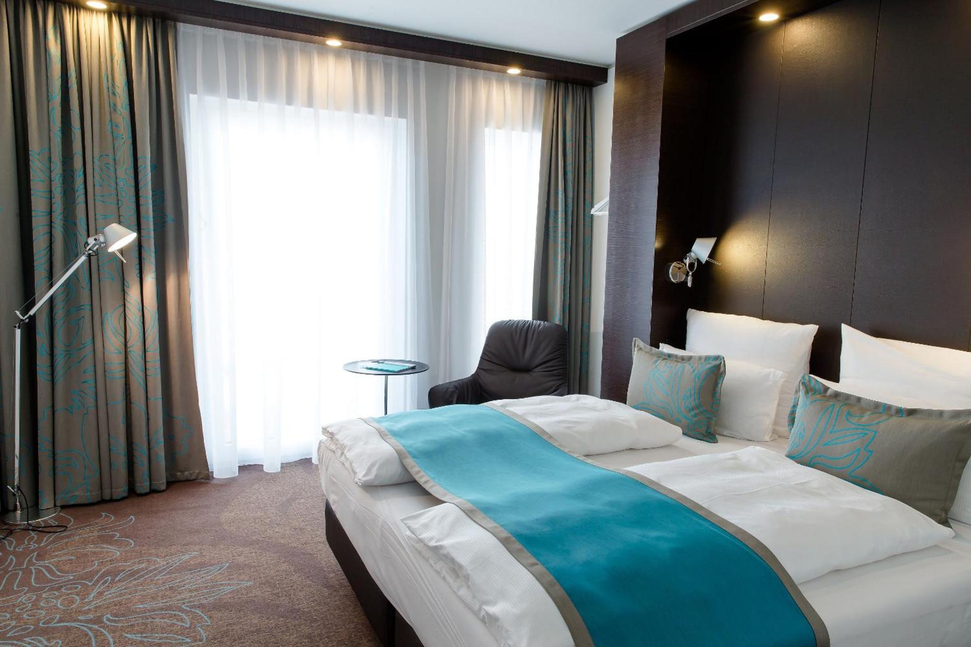 Motel One Stuttgart-Bad Cannstatt Экстерьер фото