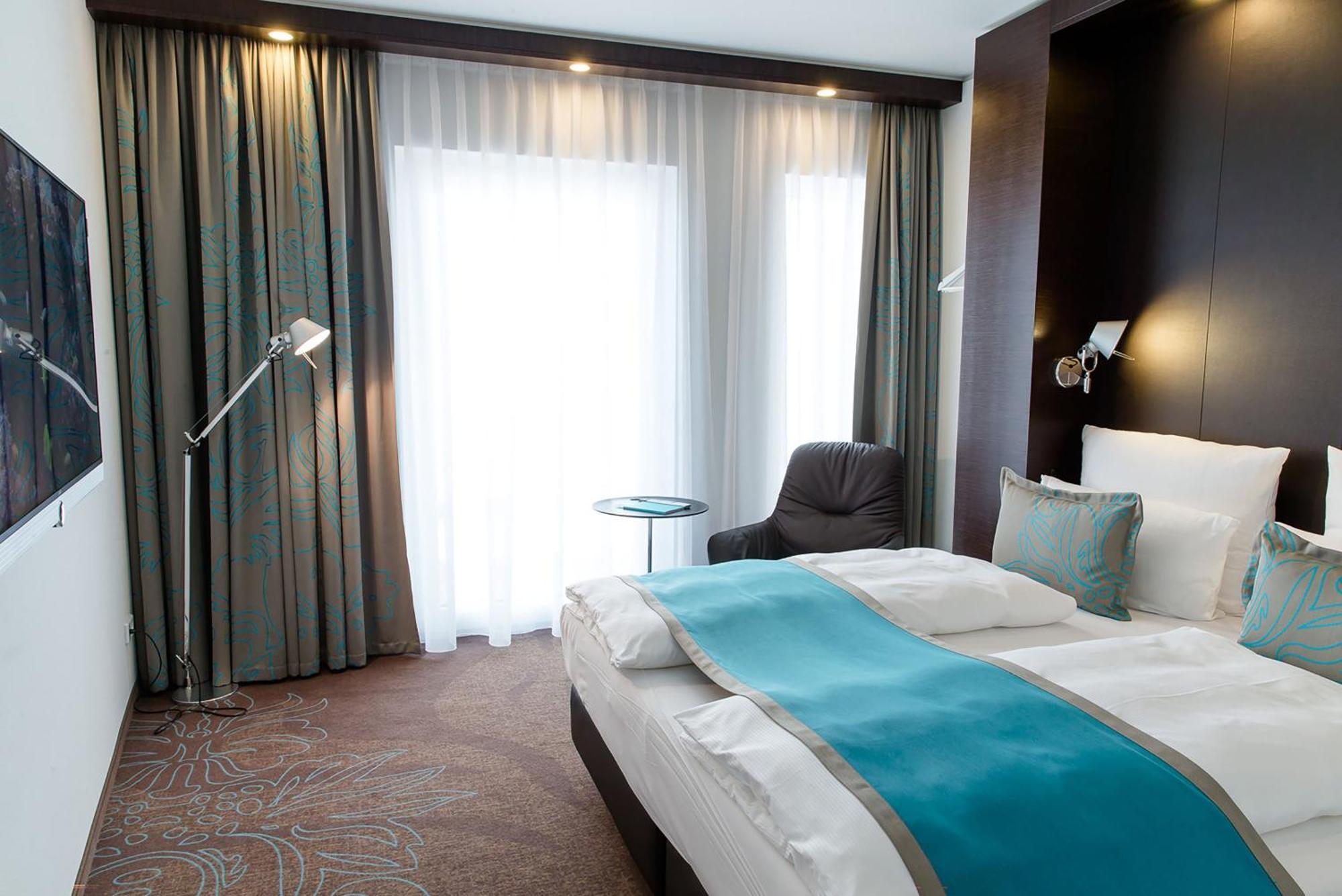 Motel One Stuttgart-Bad Cannstatt Экстерьер фото