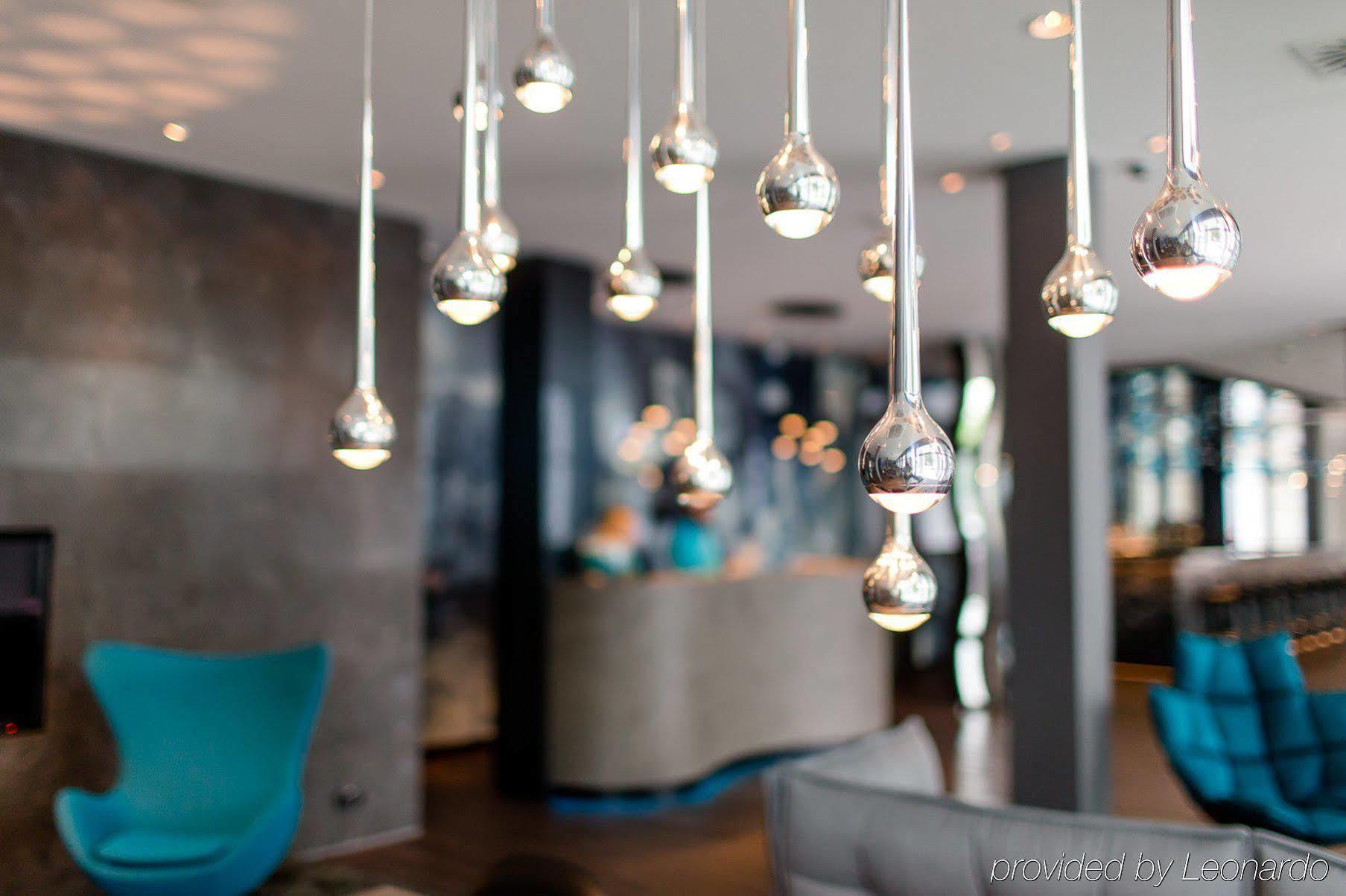 Motel One Stuttgart-Bad Cannstatt Экстерьер фото