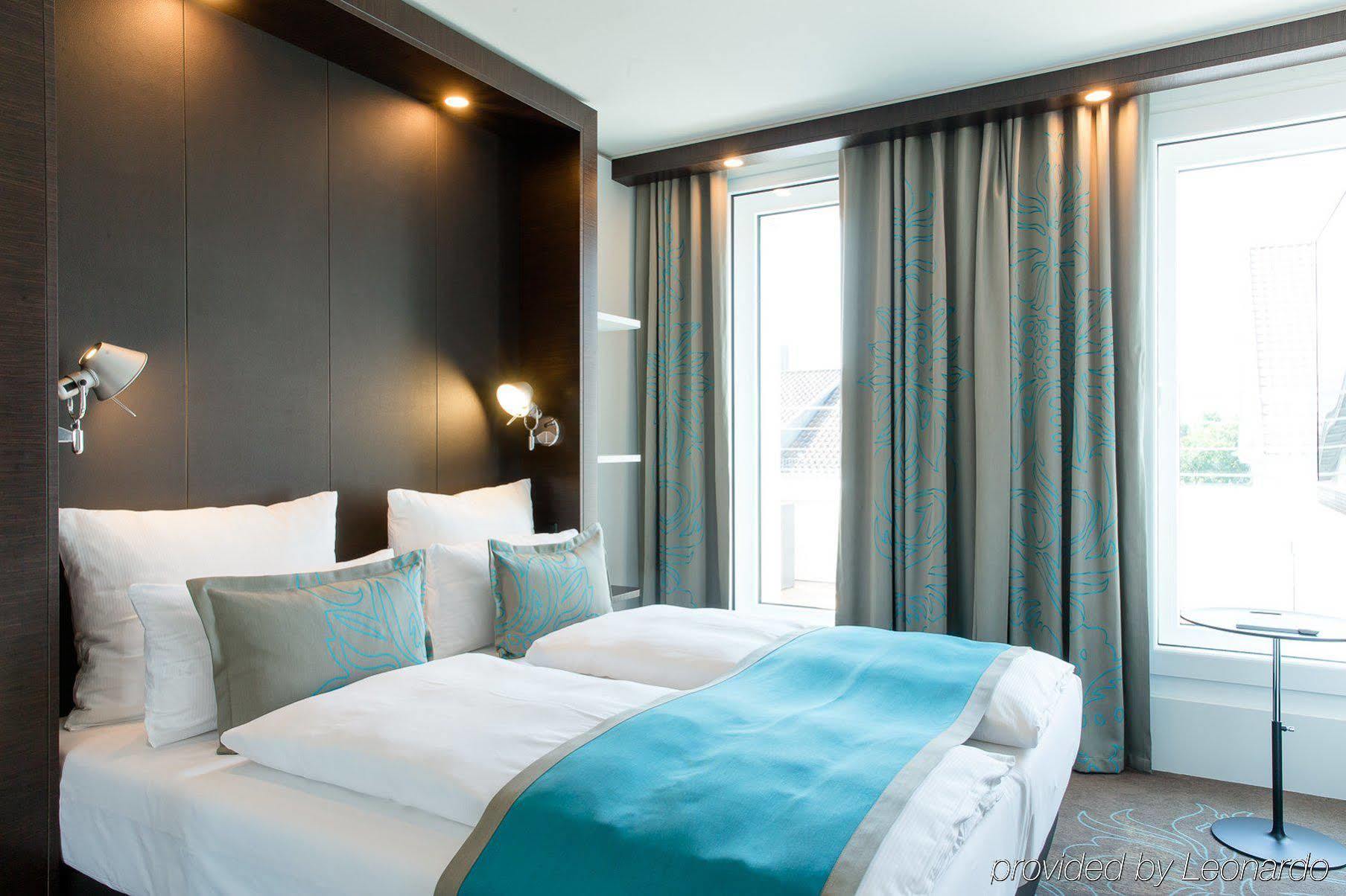 Motel One Stuttgart-Bad Cannstatt Экстерьер фото