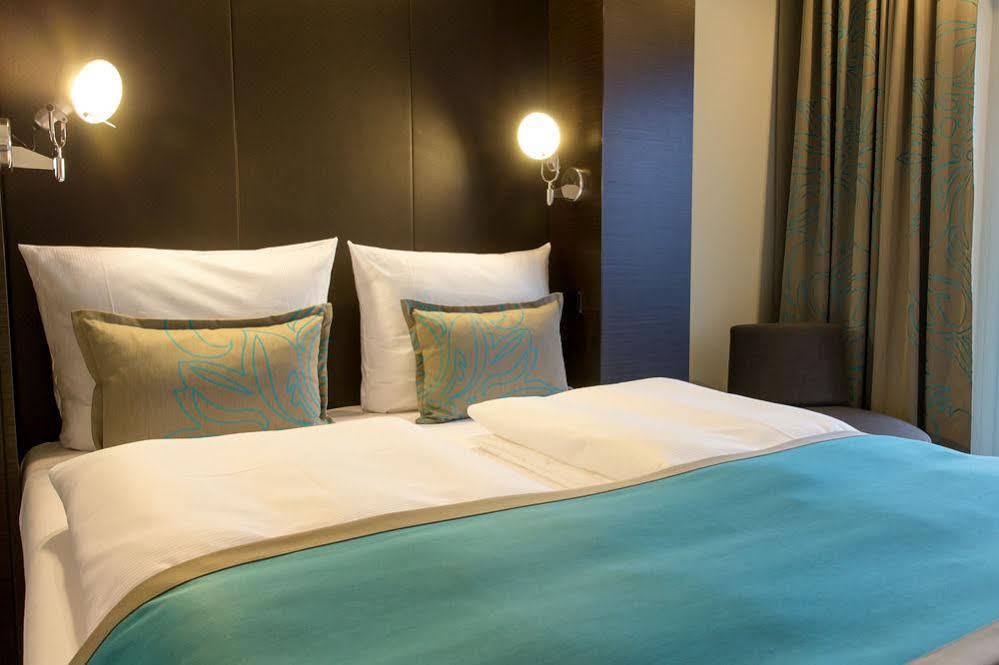 Motel One Stuttgart-Bad Cannstatt Экстерьер фото